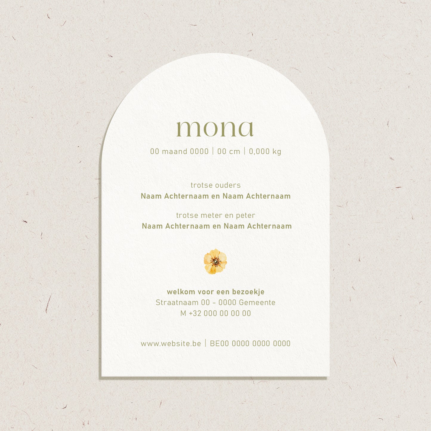 Geboortekaartje 'Mona'